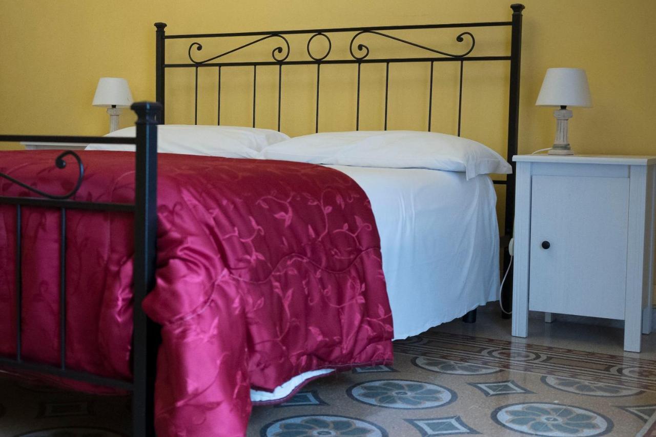 La Breccia A Porta Pia Bed and Breakfast Rom Exteriör bild